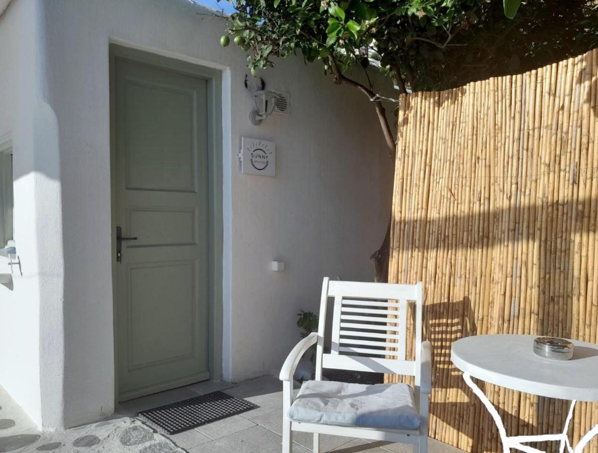 Sunny Guest House New Port Mykonos Tourlos Bagian luar foto