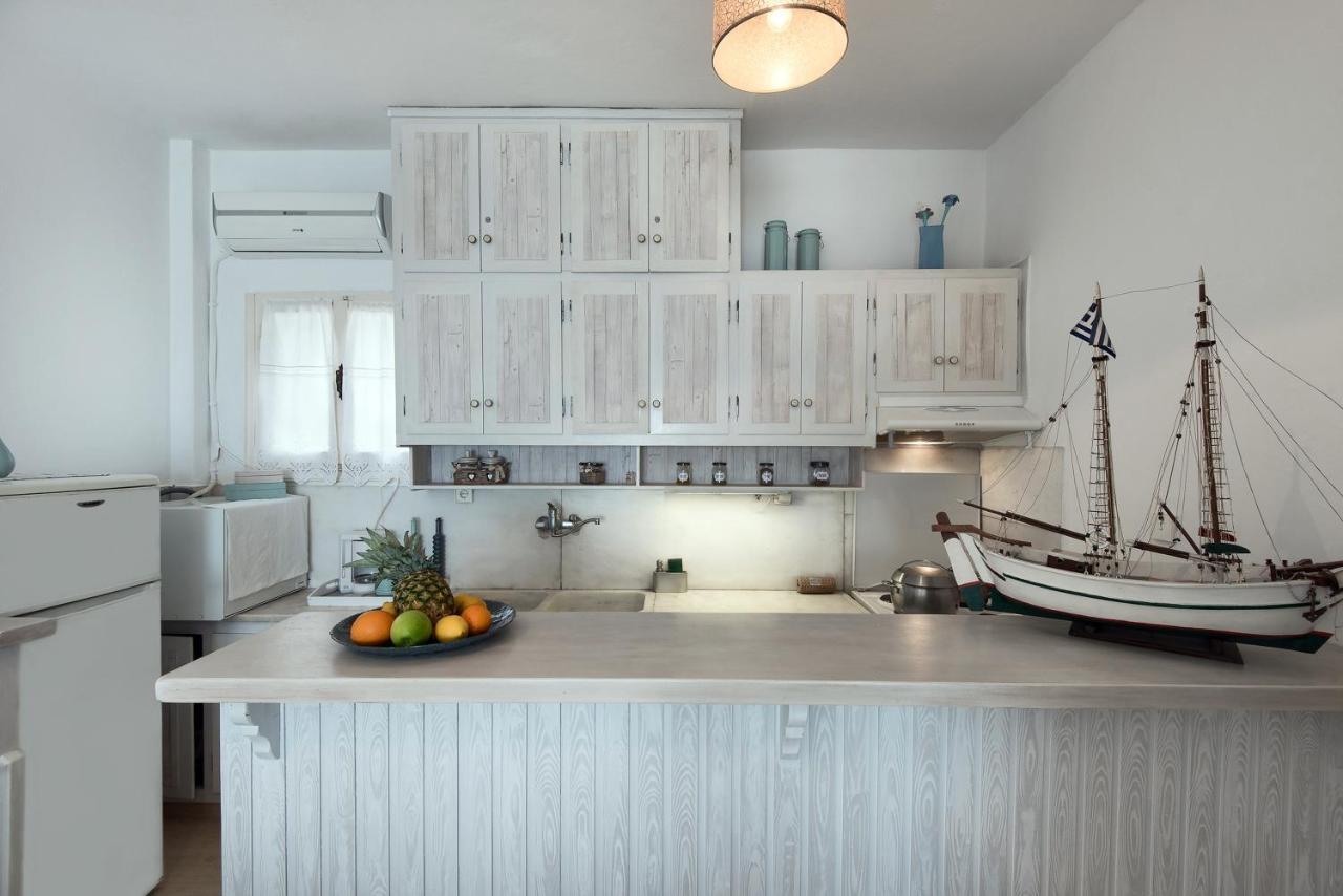 Sunny Guest House New Port Mykonos Tourlos Bagian luar foto